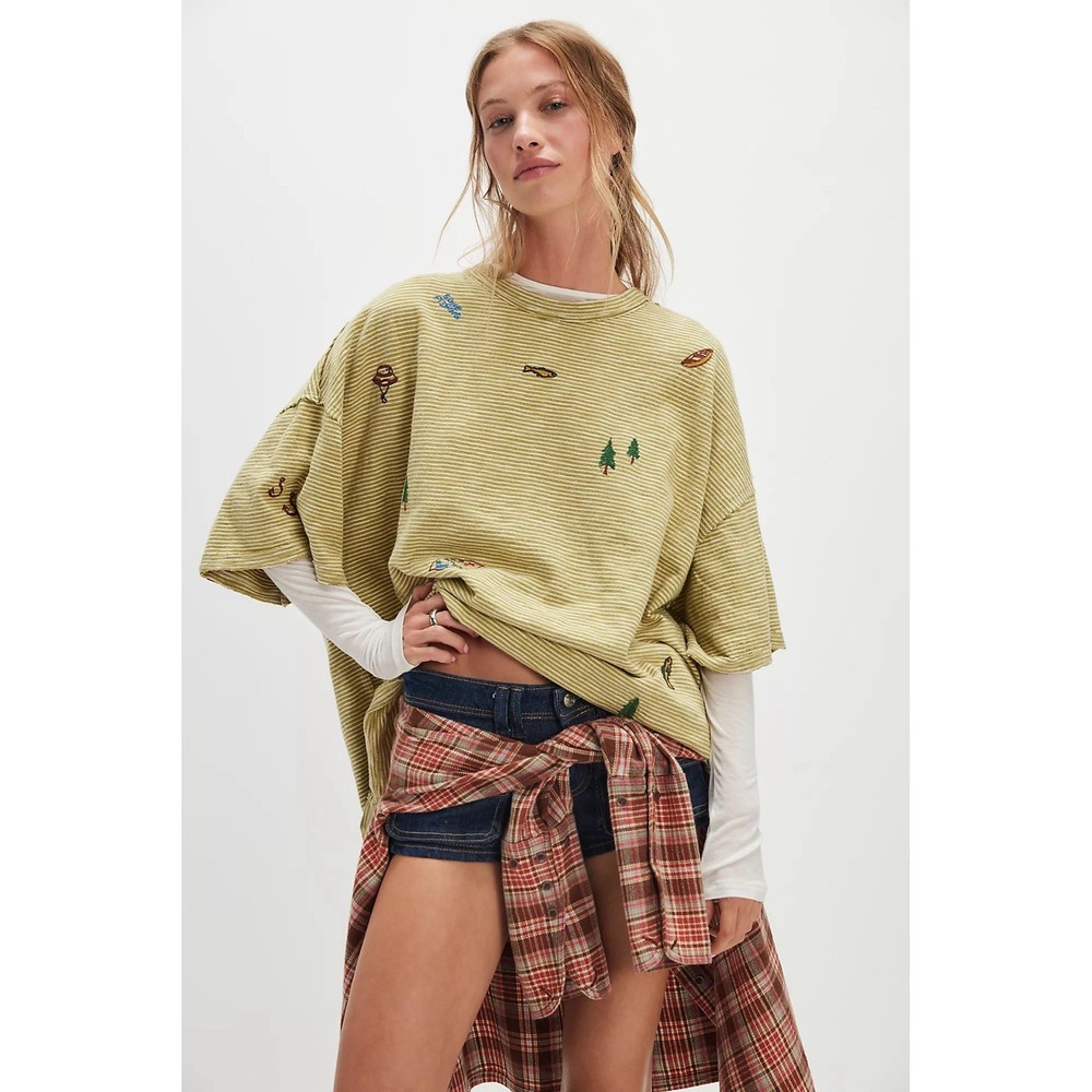 We The Free Embroidered Camp Tee Moss Combo Medium NWT $88